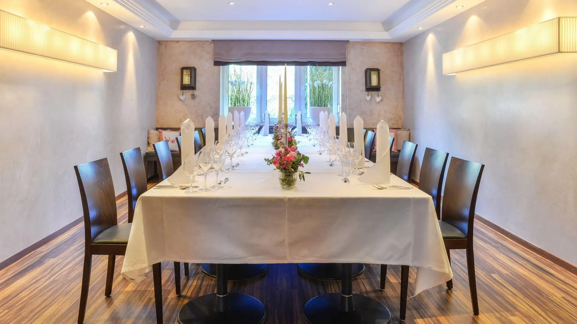Hotel Schiller Olching 3*,