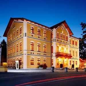 Szálloda & Restaurant Waldschloss